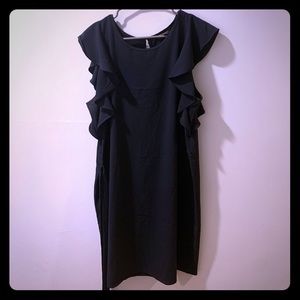 Navy Banana Republic dress w/ Ruffle detail